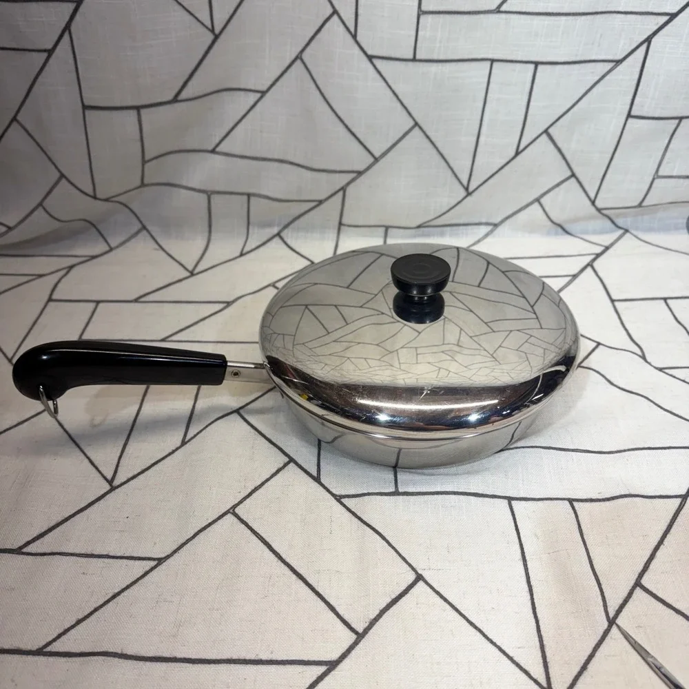 Revere Ware Skillet 9in Silver Stainless Steel Pan with Lid 88-A Bakelite Handle